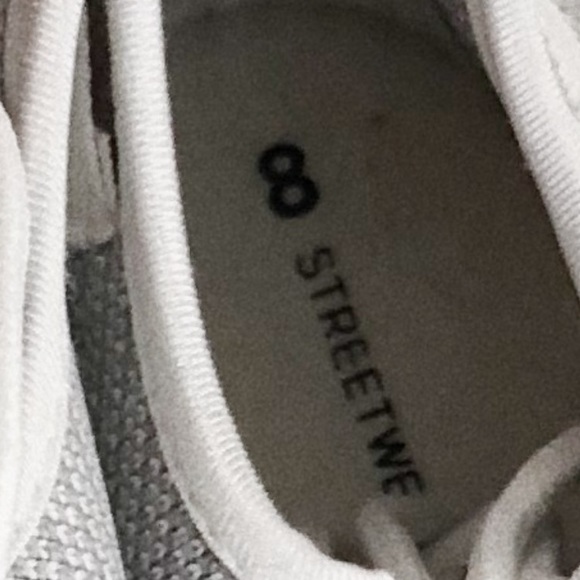 Size 8, SWS (Urban Planet), Sneakers - Picture 4 of 5